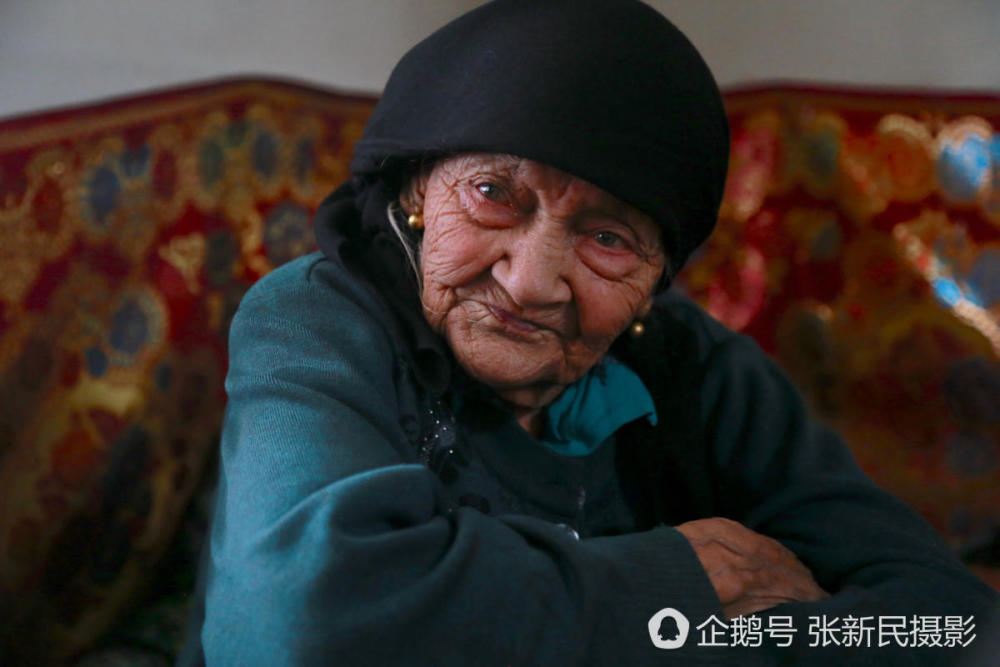 世界最长寿老人：131岁，爱吃烤羊肉(组图)