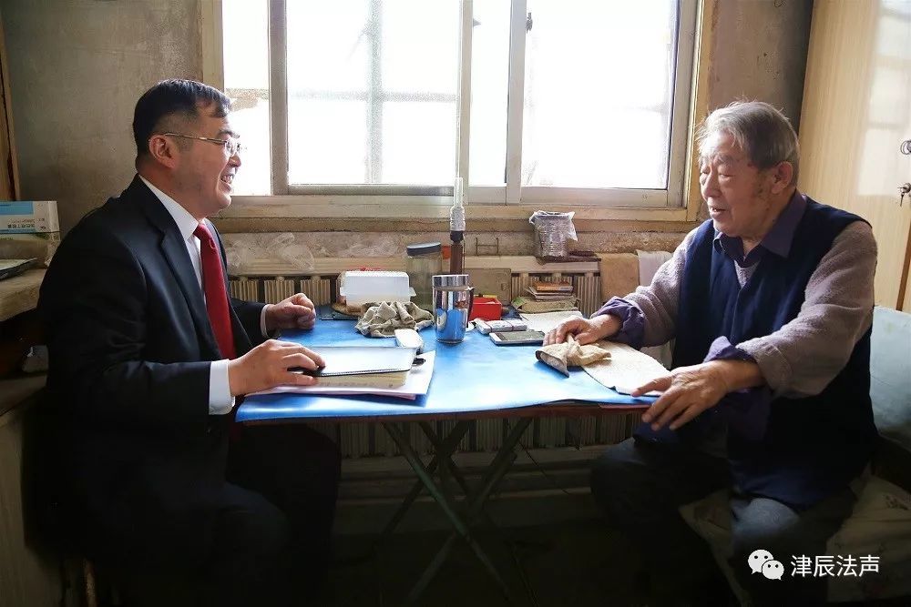 党组书记,院长张长山深入社区宣讲十九届四中全会精神