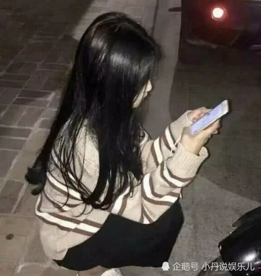 至尊版原宿风ins微丧头像:你热爱这世间万物,却唯独不热爱我!