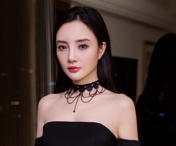 娱乐圈"自毁前程"的4位明星,李小璐,姚笛,谁让你感到惋惜?
