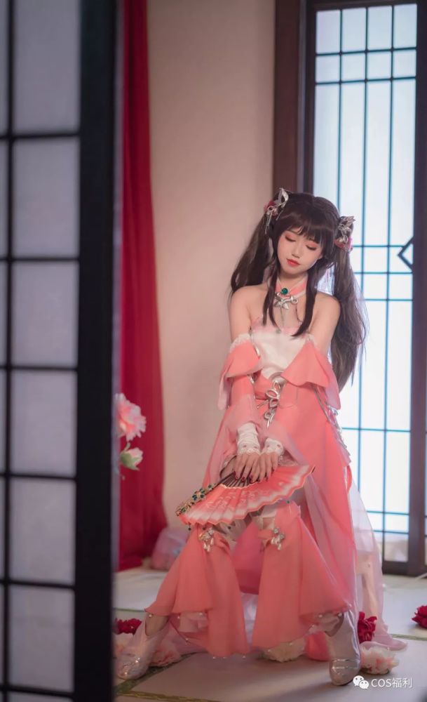 三组漂亮的古装cos作品!来自国人妹子扮演的剑网情缘3七秀派角色