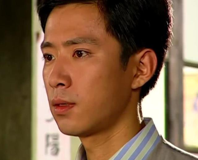 《情深深雨蒙蒙》尔豪指责依萍抢走书桓,谁注意到方瑜