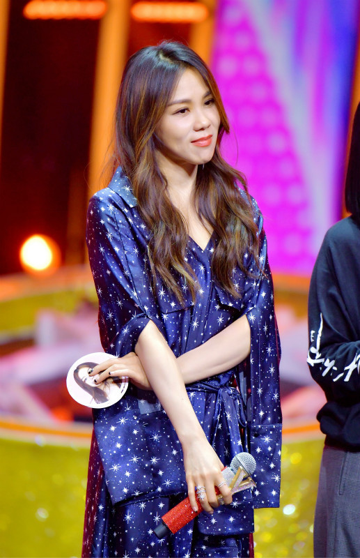 我们的歌:阿云嘎蔡健雅深情对唱《大话西游》主题曲