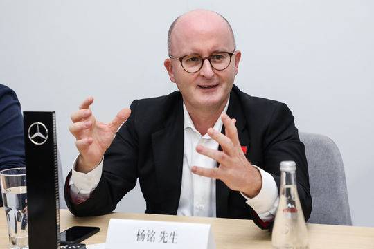 奔驰ceo杨铭:先客户之忧而忧