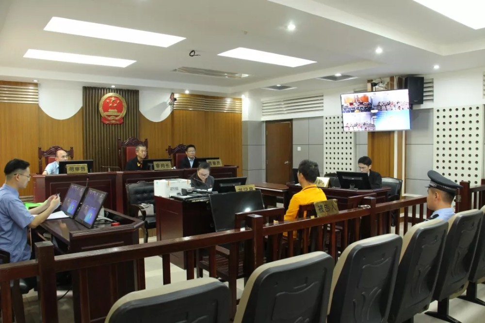 11月25日,文昌市法院一审公开宣判被告人陈某聚众扰乱社会秩序罪一案