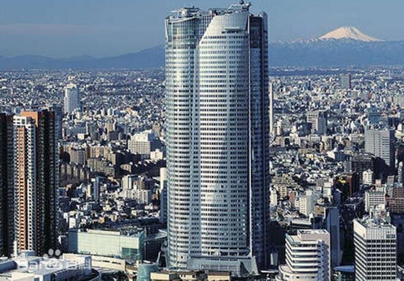 直击日本城市的高楼:高度不高体量巨大,这么大的体量是防地震吗