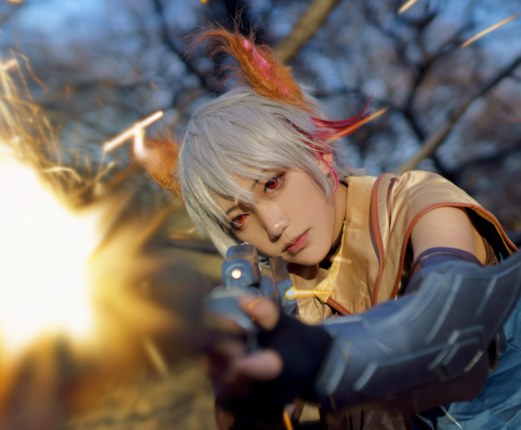 王者荣耀百里守约cosplay,子弹上膛的声音,是我唱歌的