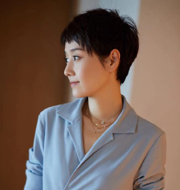 气质女神马伊琍,婉约迷人知性优雅,彰显女神气质