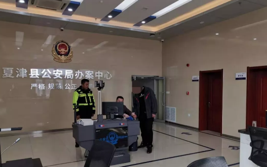 11月26日,德州夏津交警大队对6名醉酒驾驶者采取刑事拘留强制措施,送