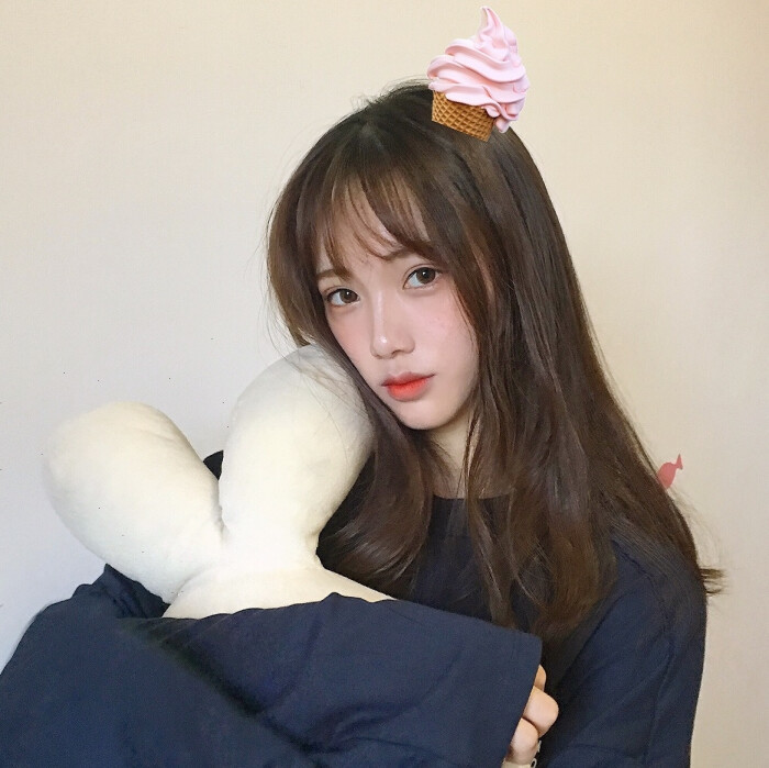 原宿风·超火·女生头像:情窦初开不是你,只愿此后细水长流是你