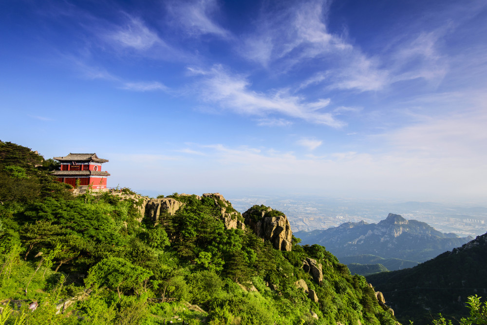 泰山海拔不是最高,风景不是最美,为何被列为"五岳之首