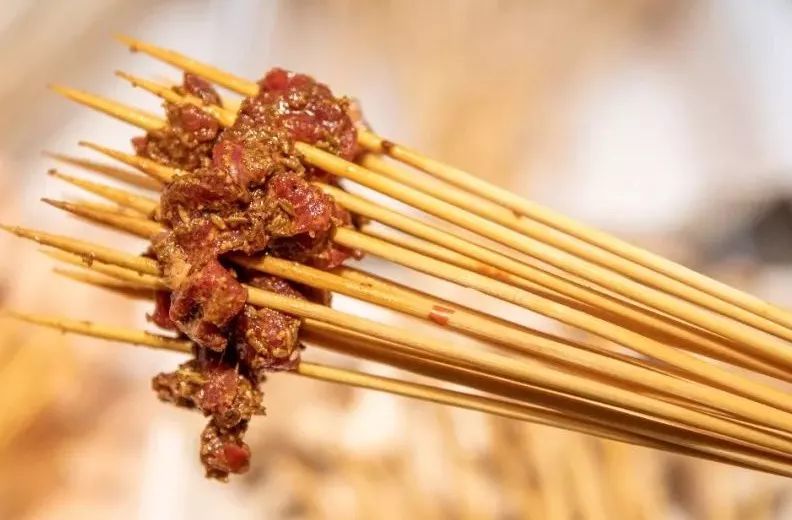 牛肉的7 1种吃法,get这一家老成都串串就够了!