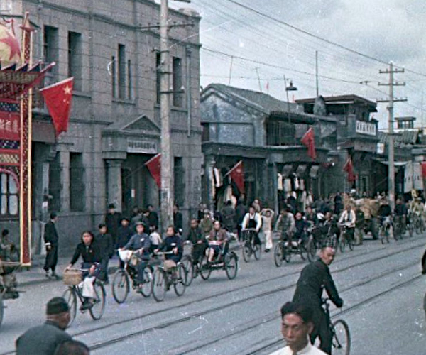 老照片:1949年北京正阳门周边,感受时代的变迁