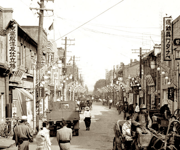 吉野町.在长春市,提起著名的商业街长江路,无人不晓.