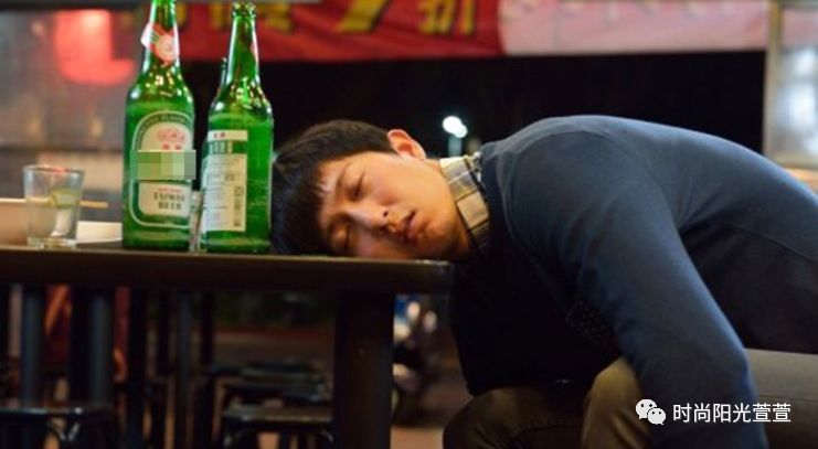 长期喝酒的人想要健康,谨记:喝酒