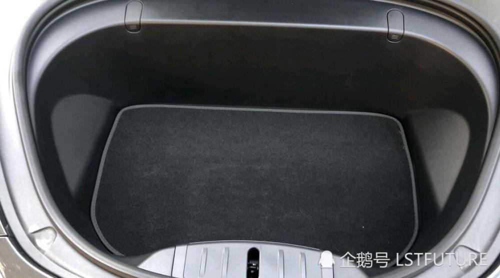 如何打开特斯拉model 3前后备箱?