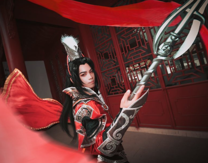 剑侠情缘:朔雪军爷cosplay,尽诸宵小天策义,长枪独守大唐魂