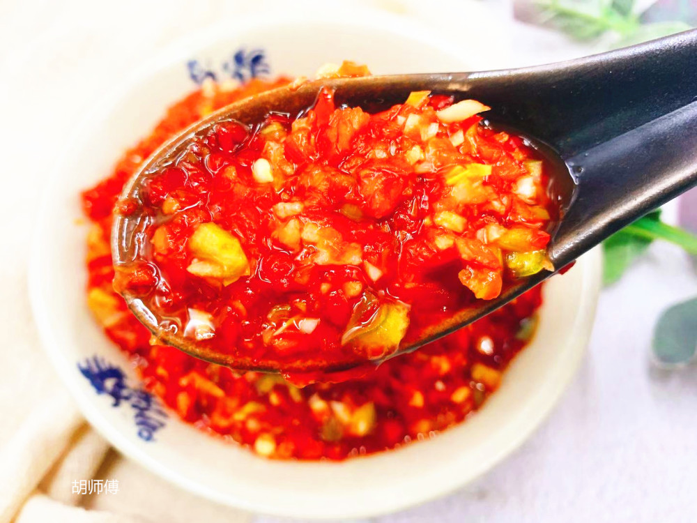 川菜师傅教您正宗剁椒酱的做法,比例配方都告诉您,做1