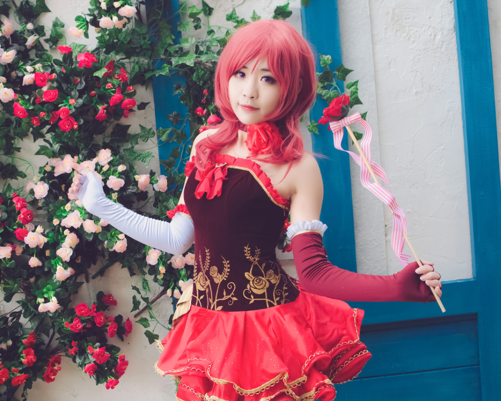玫瑰物语西木野真姬cos,气质优雅的小姐姐,柔美动人