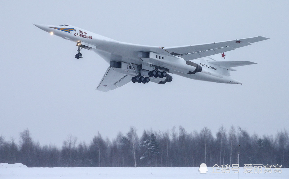 可变后掠翼轰炸机,tu-160,"白天鹅"的重生