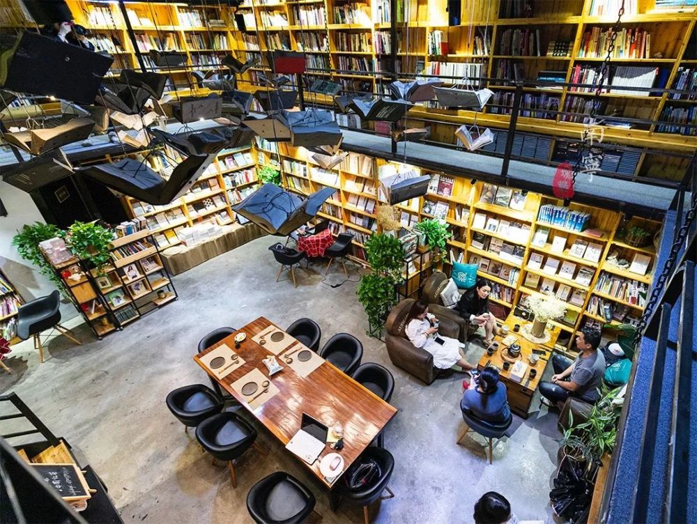 南宁最难找,但必须找到的咖啡图书馆,亏损4年后,靠什么止损?