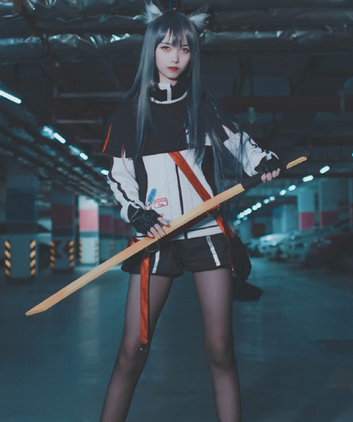 《明日方舟》德克萨斯cosplay,清新甜美的小姐姐