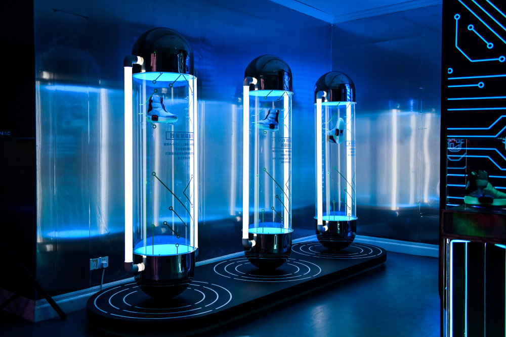 潮觐未来,安踏儿童首款黑科技潮流机能鞋国内正式发售