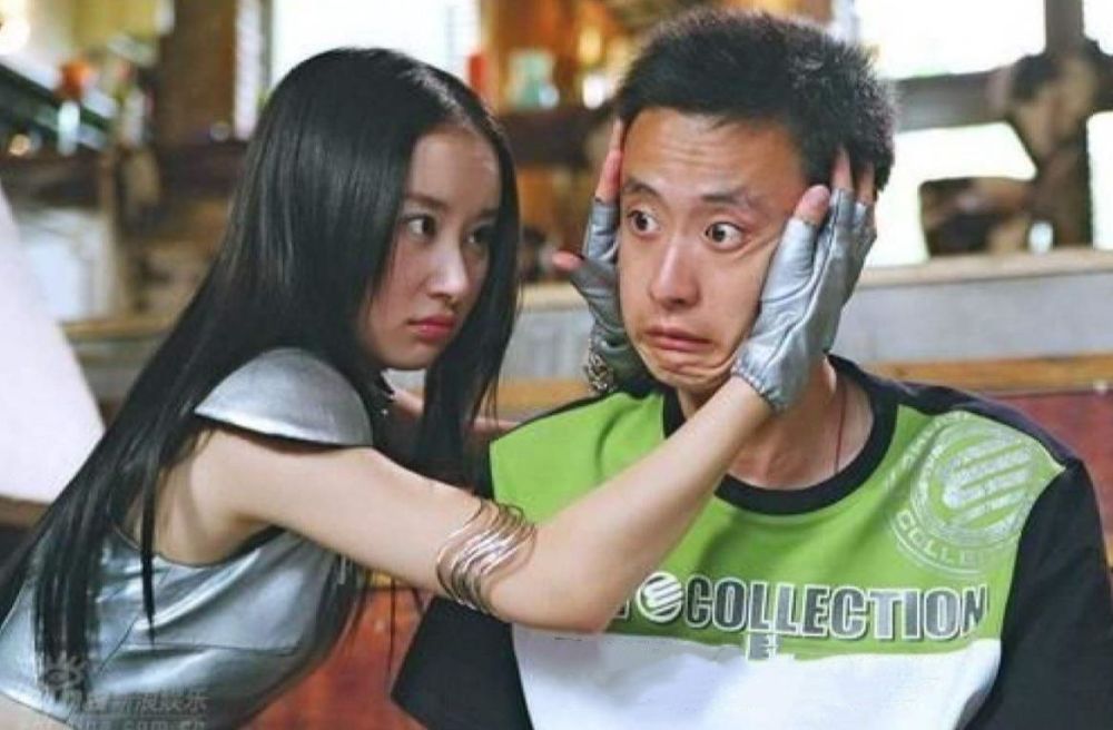 有种"整容"叫《魔幻手机》傻妞,出道27年零绯闻,今美到认不出