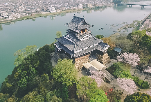 日本最后一个私有之城 为五大国宝城之一 还和李白有渊源 看点快报