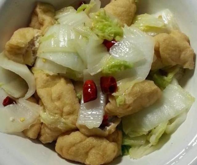 冬天北方人这道家常菜不要错过,解馋开胃还下饭,天天吃都吃不腻