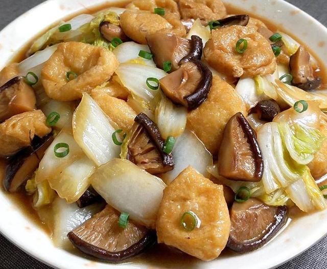 冬天北方人这道家常菜不要错过,解馋开胃还下饭,天天吃都吃不腻
