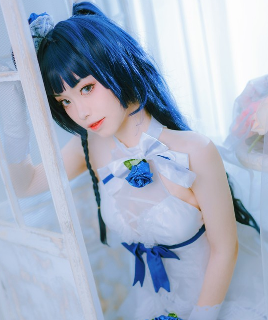 崩坏3芽衣纯净永恒cosplay,恬静之美无法抵挡