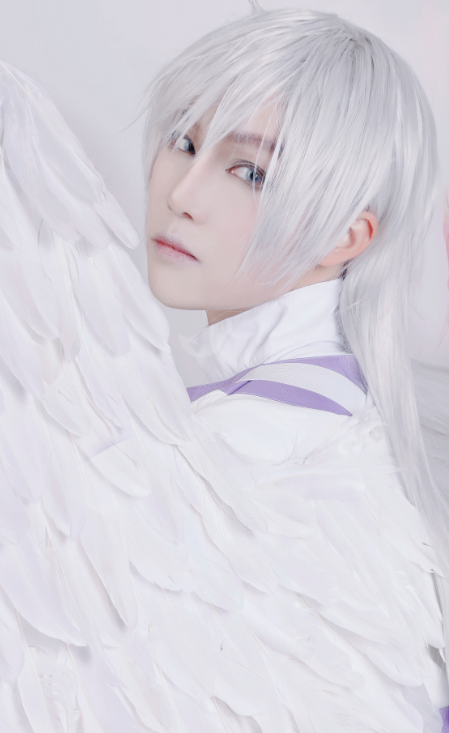 cosplay《魔卡少女樱》审判者月,颜值爆表的白发美男