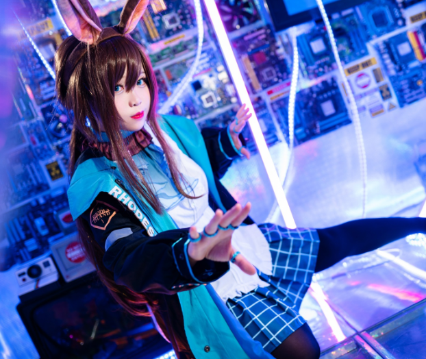 《明日方舟》cosplay阿米娅,甜美动人的小可爱