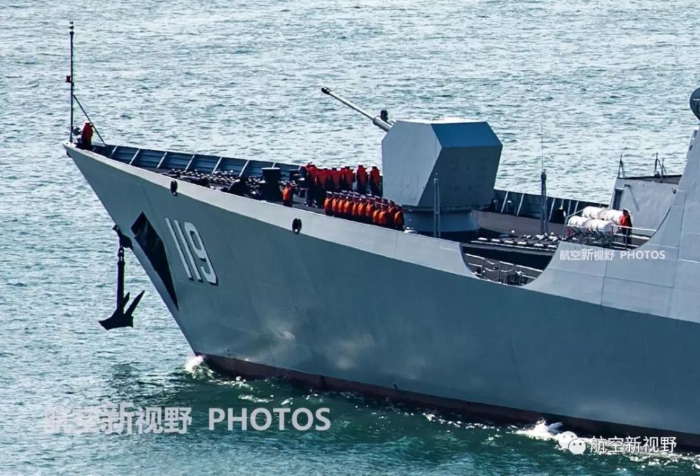 海军过气网红052d,119贵阳号导弹驱逐舰,大连造船厂的