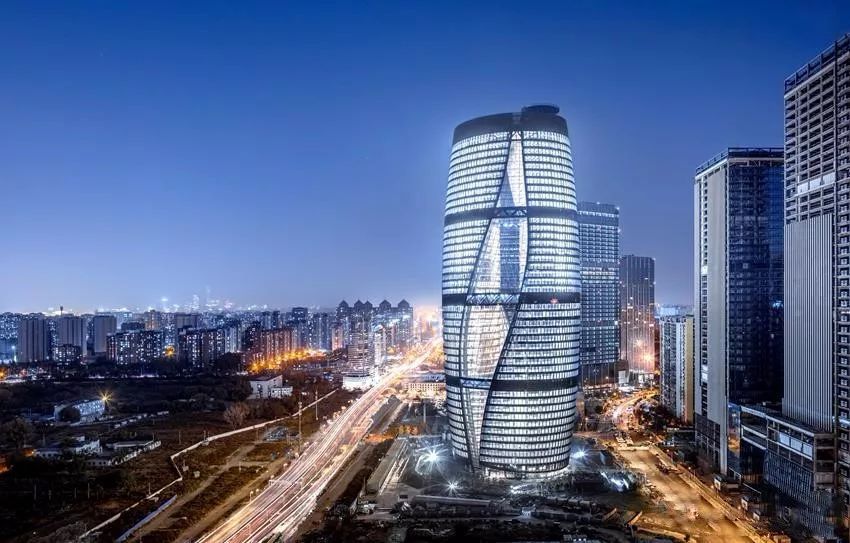 被权威榜单评为"2019年全球十大最值得期待建筑"之一的丽泽soho正式