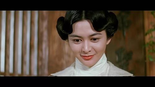 關(guān)之琳有多美？徐克讓她出演十三姨，她只涂了口紅！