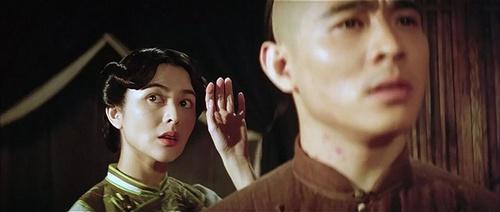 關(guān)之琳有多美？徐克讓她出演十三姨，她只涂了口紅！