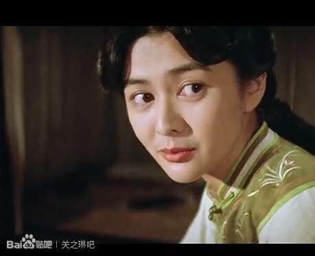 關(guān)之琳有多美？徐克讓她出演十三姨，她只涂了口紅！