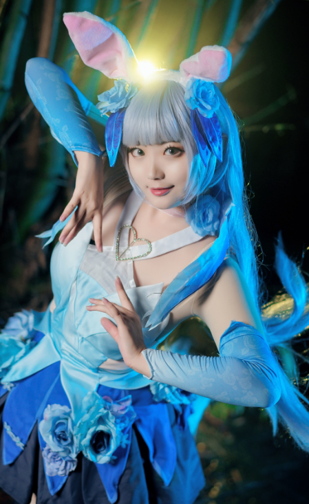 cosplay《王者荣耀》公孙离,简直就像一个贵族少女