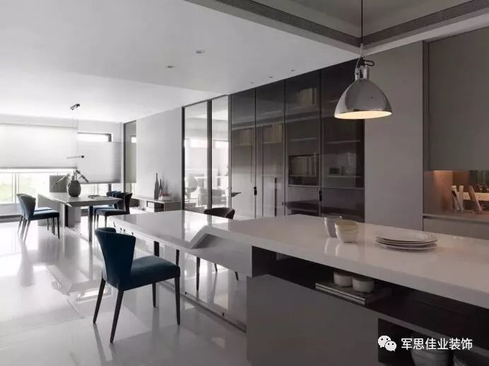 毫无疑问岛台才是厨房的颜值c位 这样的岛台设计怎能不爱?