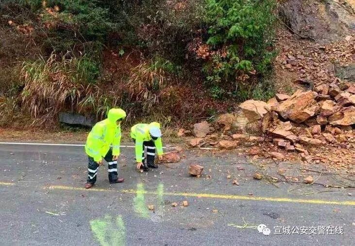 2019下半年度宣城交警温暖人心的瞬间,第几张感动了你