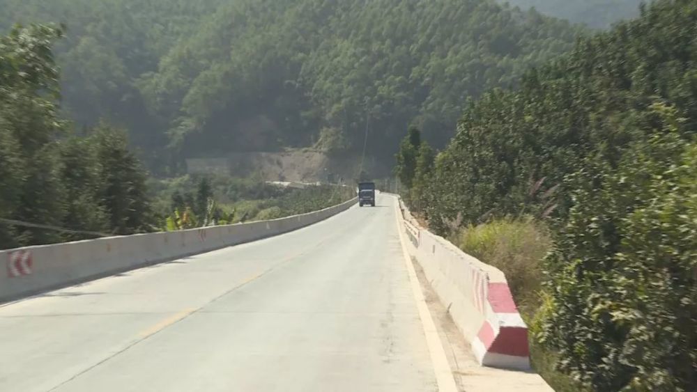 国道355线357线路面大修工程竣工