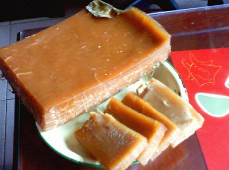 "大笼粄"是客家地区(主要是惠州)民间的一种粄食,类似于北方的"年糕.
