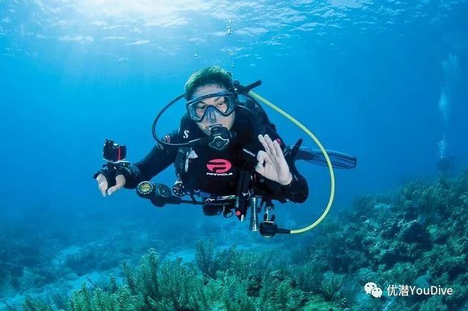 我何时可以带着水下相机一起潜水?