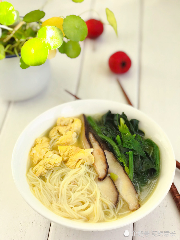 面条的做法,香菇菠菜鸡蛋面,家常鸡蛋面,炝锅面