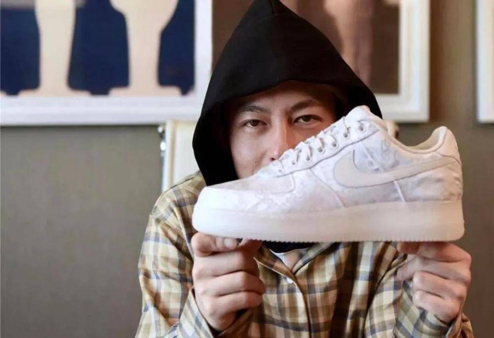 权志龙联名竟不及陈冠希藤原浩联名火爆:盘点nike与亚裔名人联名