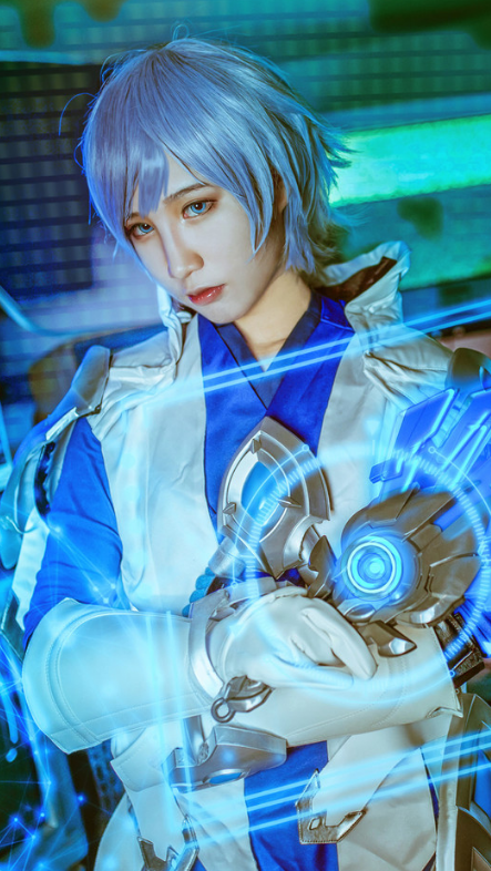 王者荣耀cos诸葛亮,cos女貂蝉 白袜子 cosplay《王者荣耀》诸葛亮,满屏都是炫酷十足的特效