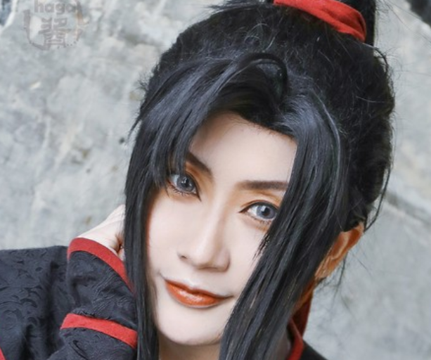 cosplay《魔道祖师》魏无羡,喜欢饮酒的帅气小哥