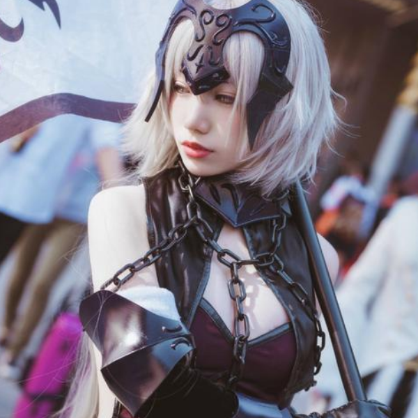 fgo,黑贞德cosplay:俏丽时尚小姐姐,气质高贵女神范